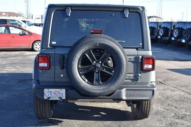 2020 Jeep Wrangler Unlimited in Woodstock, Illinois, United States 4 - 10751948