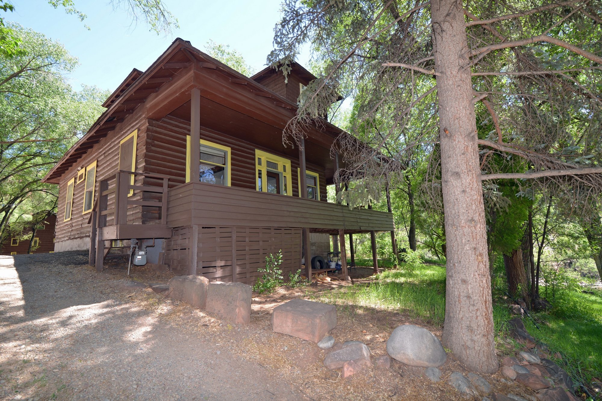 The Riverside Cottages Located In In Glenwood Springs Co United