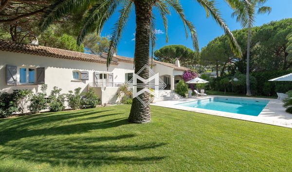 Sale - Property Ramatuelle (10675452)