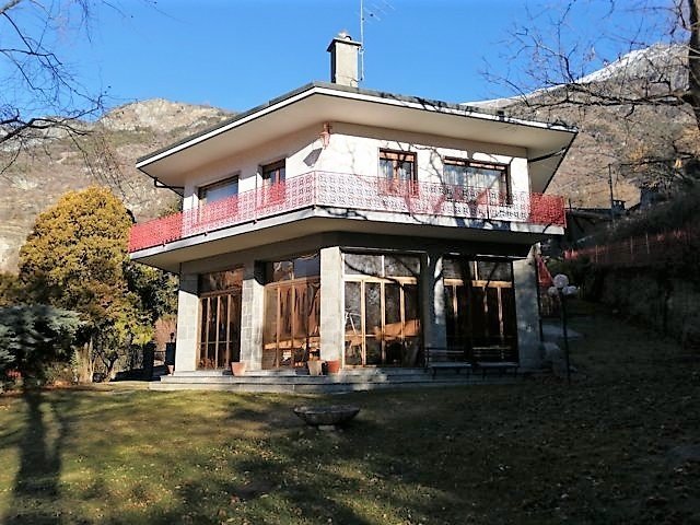 Villa in Saint-Vincent, Aosta, Italy 1 - 10763296