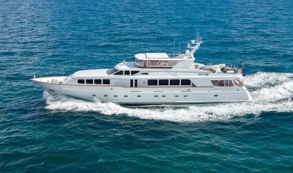 HAVEN 124' (37.80m) Trinity Yachts 2002 / 2018 (10765804)