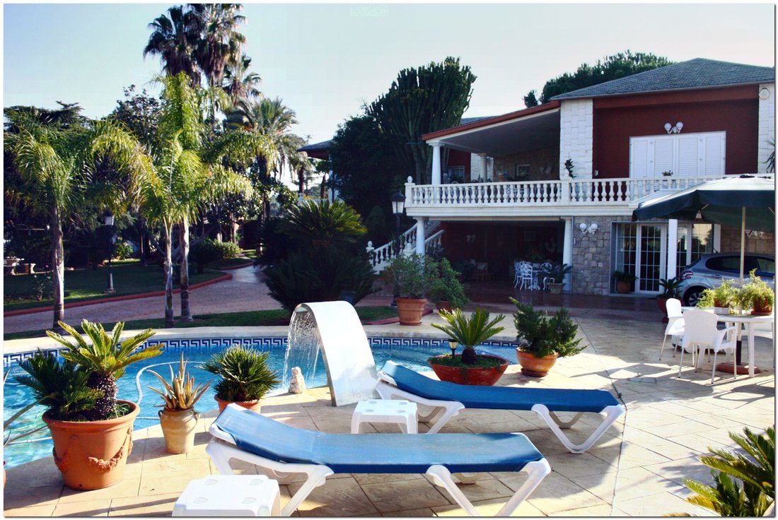 Valencia Villa In Valencia, Spain For Sale (10766060)