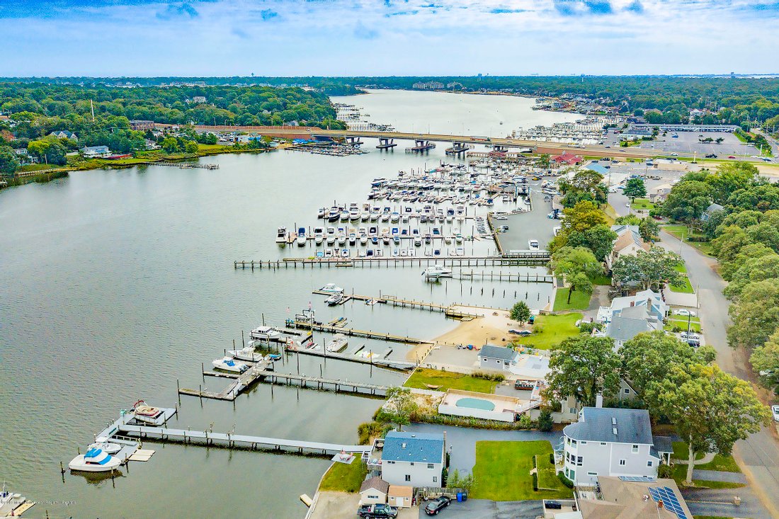 141 Riverside Drive, Brick, Nj, In Brick Township, New Jersey, United