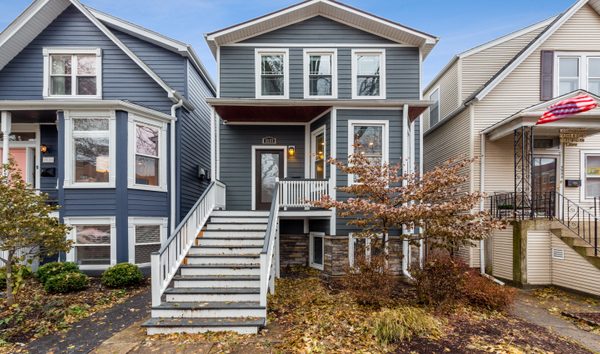 Updated Roscoe Village Home (10768162)