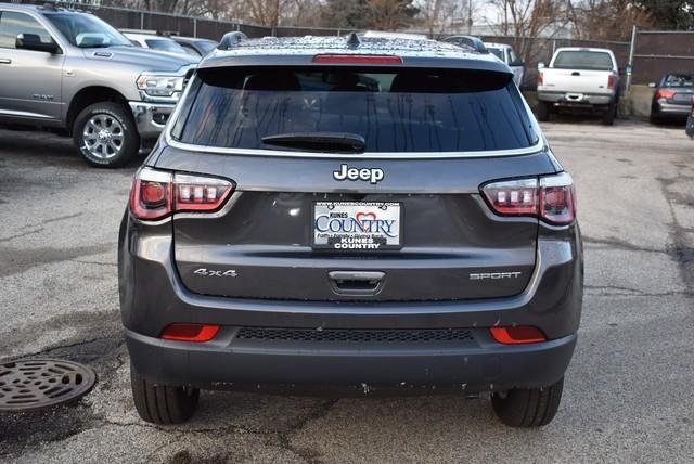 2020 Jeep Compass in Woodstock, Illinois, United States 4 - 10743943