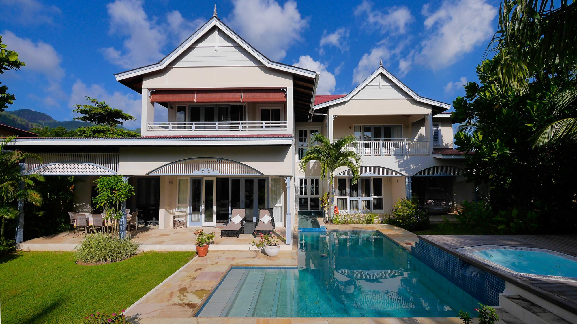 Beachfront Vila In Eden Island, Seychelles, Seychelles For Sale (10770417) Beachfront Vila In Eden Island, Seychelles, Seychelles For Sale (10770417)