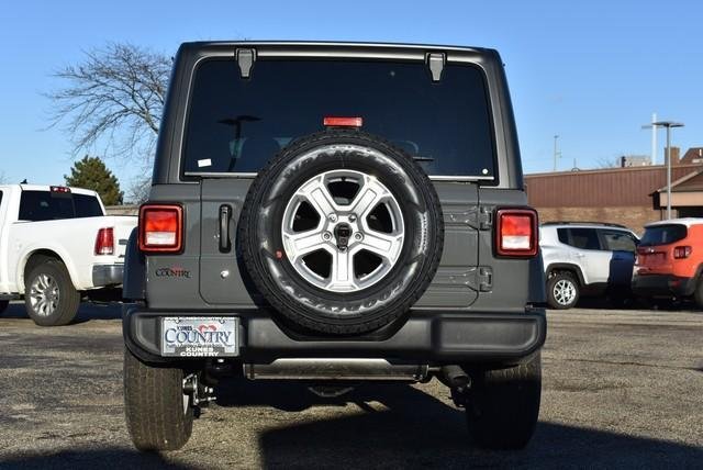 2020 Jeep Wrangler Unlimited in Woodstock, Illinois, United States 4 - 10751947