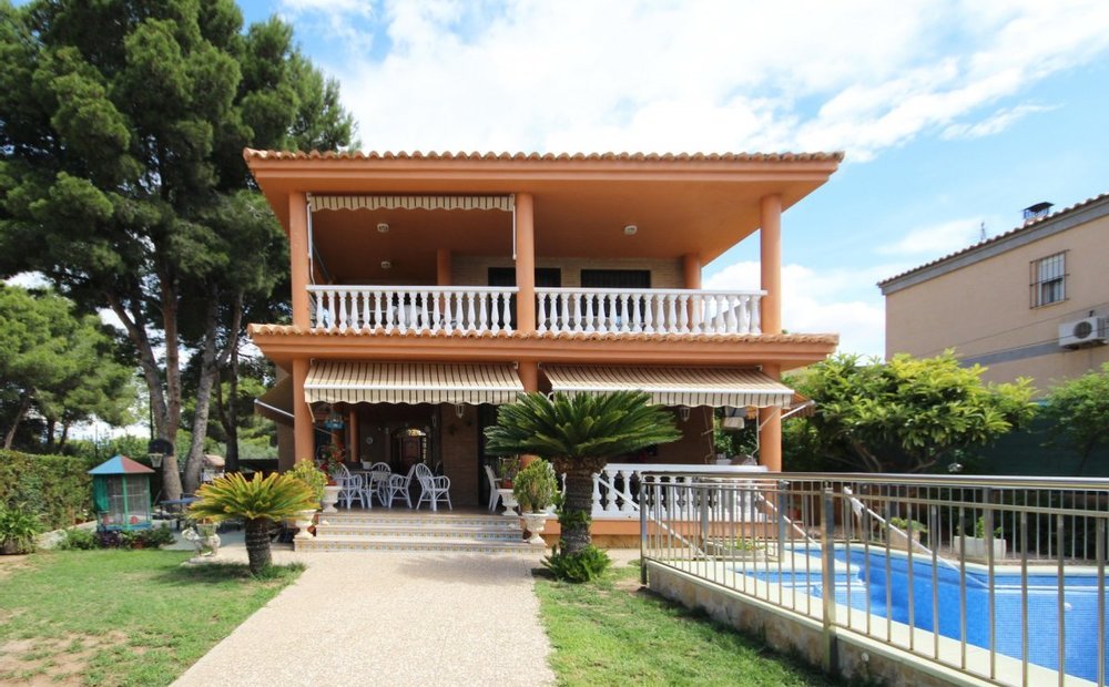 Torrent Villa In Torrent Spain For Sale 10766550 Torrentvilla is an application for android devices to watch online movies and tv series free of charge or to download them through torrent connections.