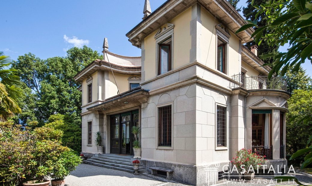 Villa Di Lusso In Vendita Sul Lago Maggiore In Stresa, Piemonte, Italia
