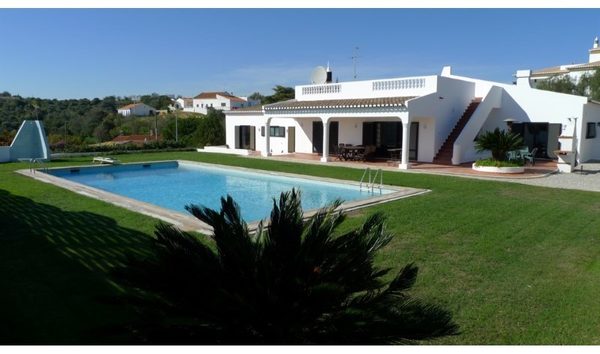 4 bedroom villa pool close to Lagos (10775652)