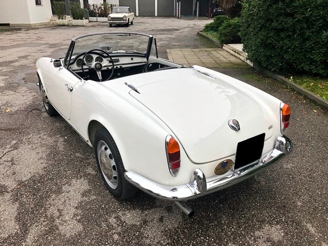 Cabriolet in Roncadelle, Lombardy, Italy 3 - 10779743