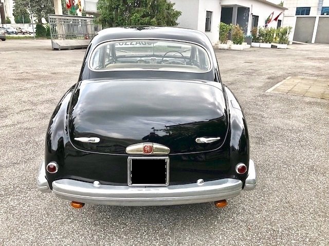 Coupe in Roncadelle, Lombardy, Italy 4 - 10779747