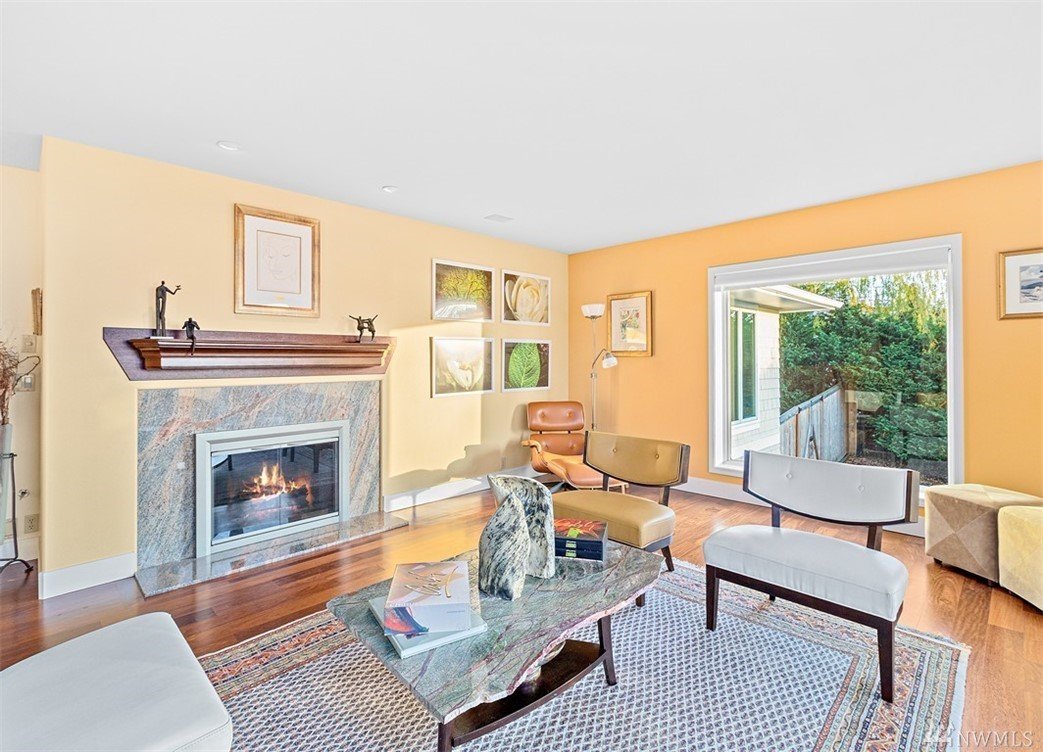Gorgeous Home With High End Details Views Of In Tacoma Wa