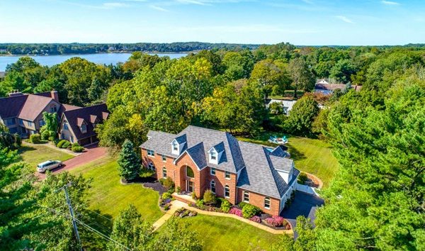 1600 Stony Point Road (10710906)