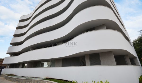 Apartment T4 - Ultimo Andar - Barreiros (10781477)