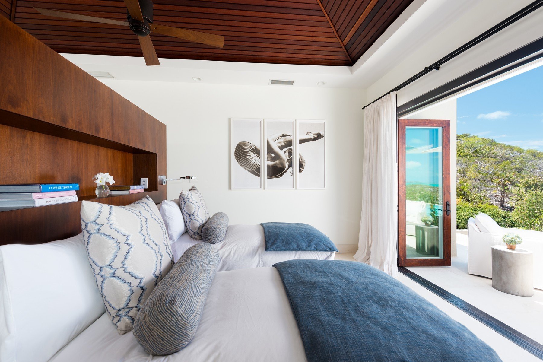 Turtle Tail Estate In Turks And Caicos Islands For Sale (10780984)