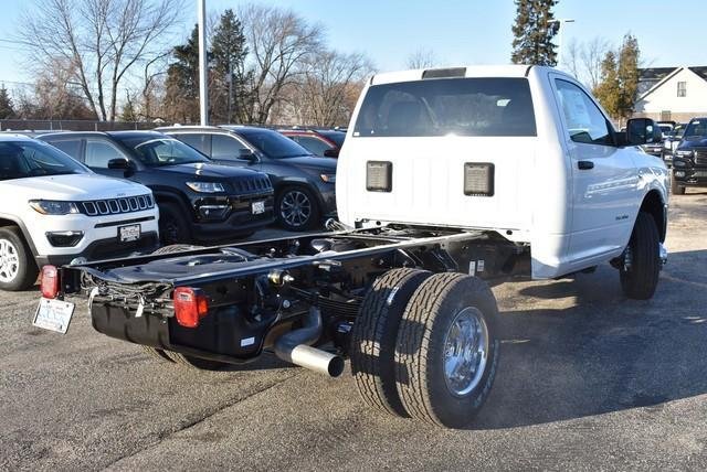 2019 Ram 3500 Chassis Cab in Woodstock, Illinois, United States 2 - 10751962
