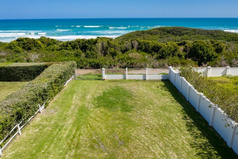 VERY RARE BEACHFRONT PLOT FOR SALE in Hermanus, South Africa for sale