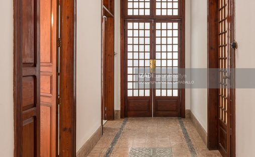 House in Las Palmas de Gran Canaria, Canary Islands, Spain 1