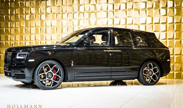 ROLLS-ROYCE CULLINAN BLACK BADGE (10803611)