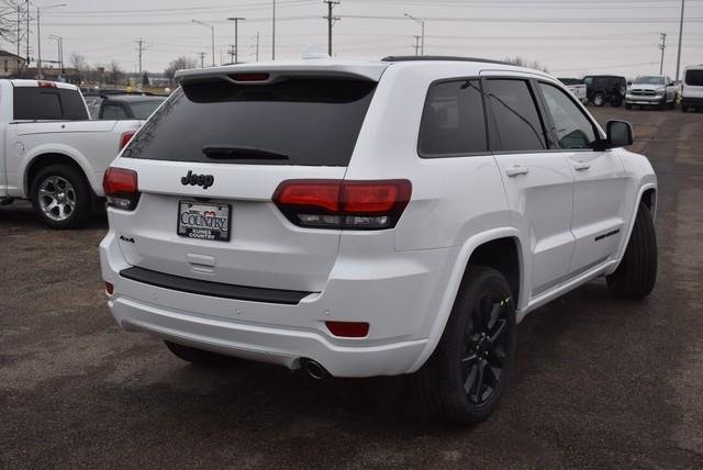 2020 Jeep Grand Cherokee in Woodstock, Illinois, United States 3 - 10790496