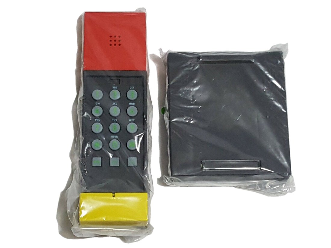 Electronics in London, United Kingdom 2 - 10807784