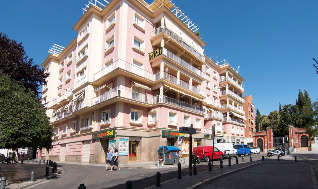 Granada Flat In Granada, Andalusia, Spain For Sale (10812547)