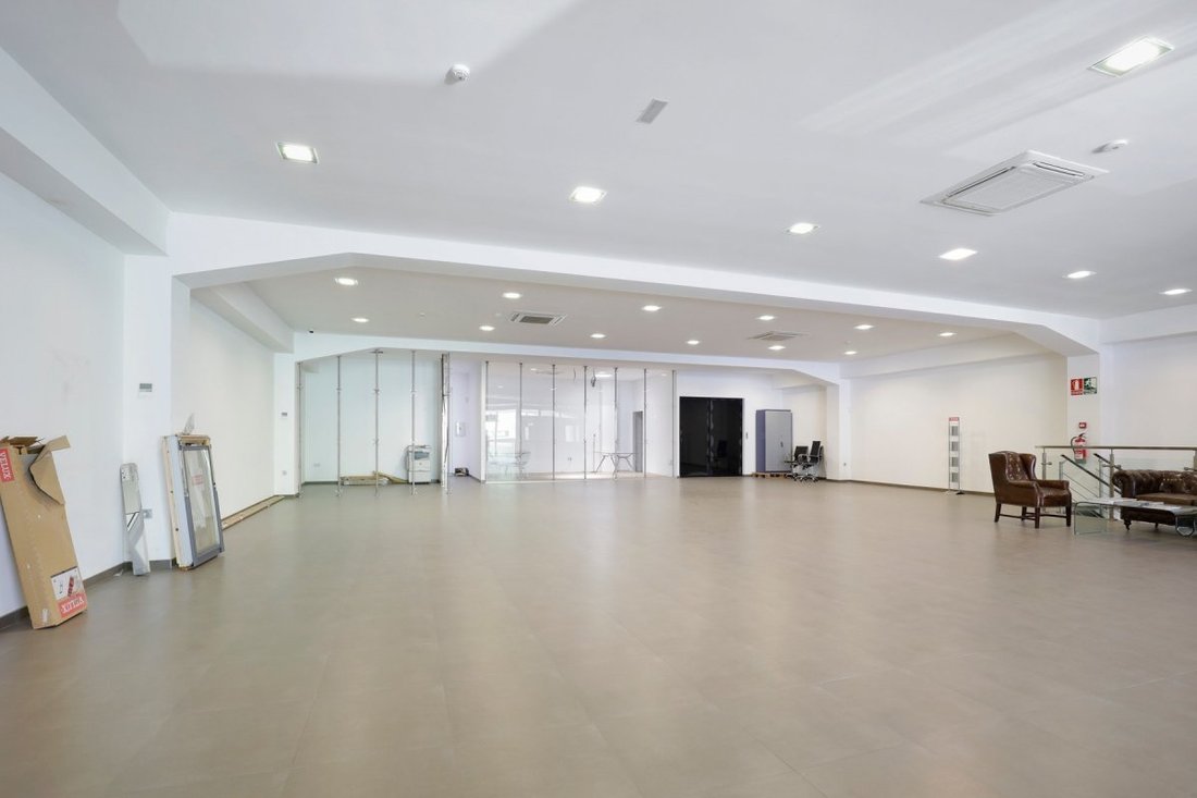 La Zubia Industrial Unit In La Zubia, Andalusia, Spain For Sale (10812560)