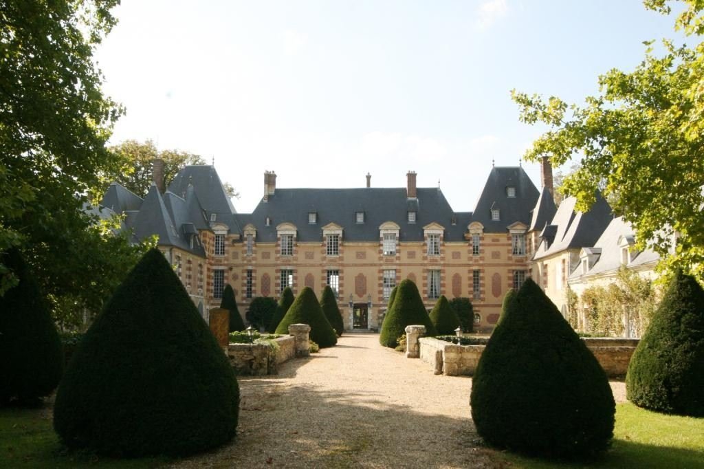 Stunning 17th Century Chateau in Normandy near Paris. in vernon, France