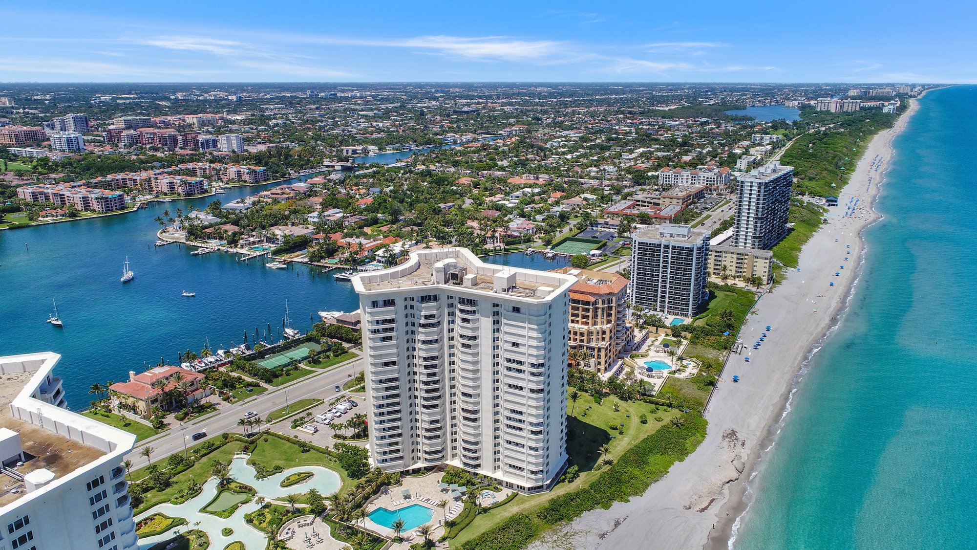 Condo With Lake Boca Views and City Skyline in Boca Raton Condo With Lake Boca Views and City Skyline in Boca Raton