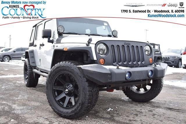 2010 Jeep Wrangler Unlimited in Woodstock, Illinois, United States 1 - 10816534