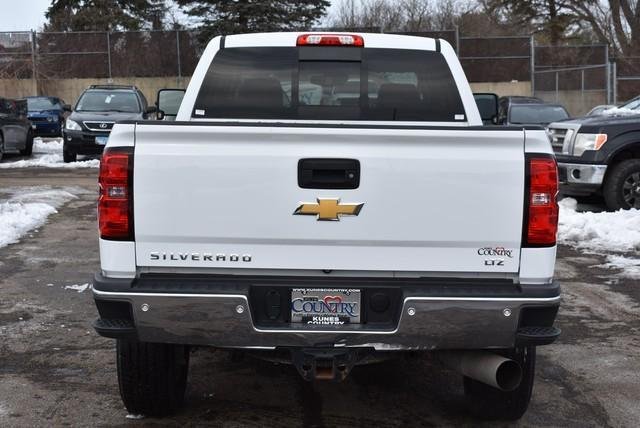 2017 Chevrolet Silverado 2500HD in Woodstock, Illinois, United States 3 - 10798307