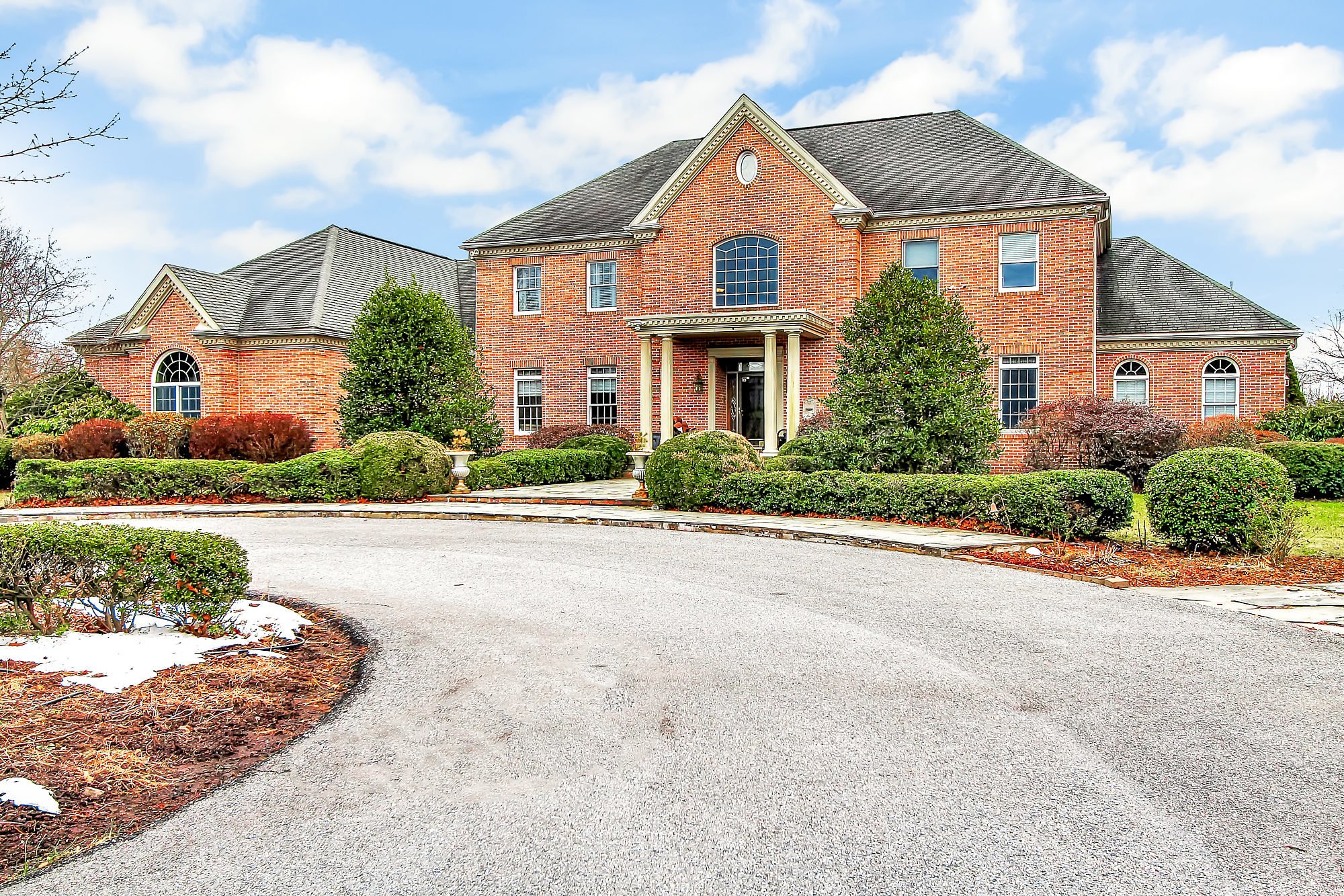 7 Bedrooms Single Family Detached In Orwigsburg, Pennsylvania, United