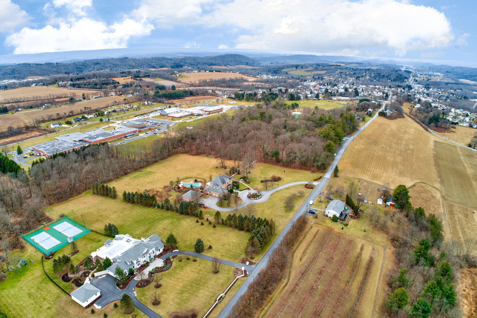7 Bedrooms Single Family Detached In Orwigsburg, Pennsylvania, United