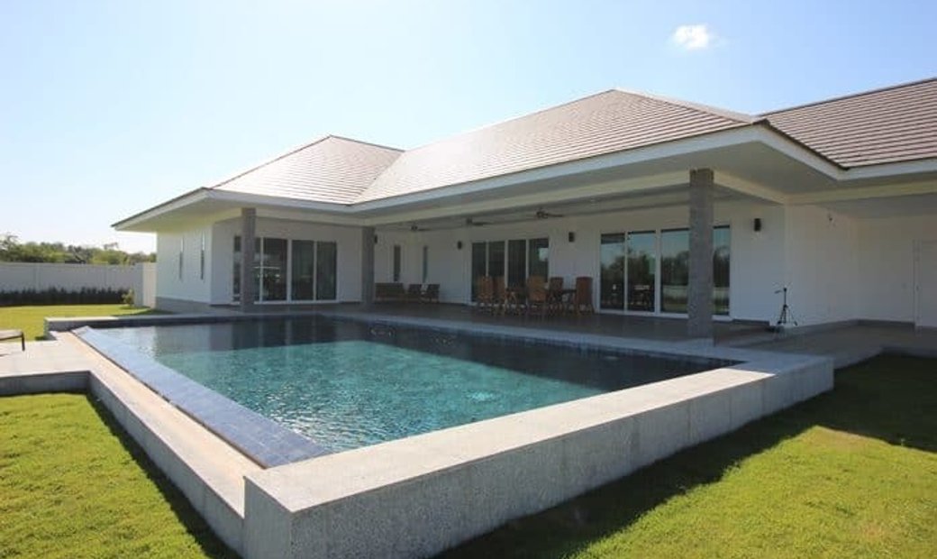 Villa De 3 Dormitorios Con Piscina En Parcela En Hua Hin District Tailandia En Venta 10834596 6532