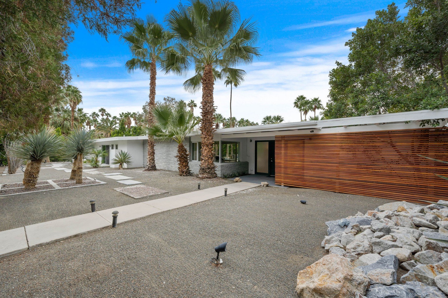 447 West Mariscal Road in Palm Springs, CA, United States for sale ...