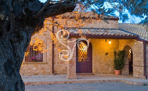 Castle for Sale in Piazza Armerina, Sicily, Italy