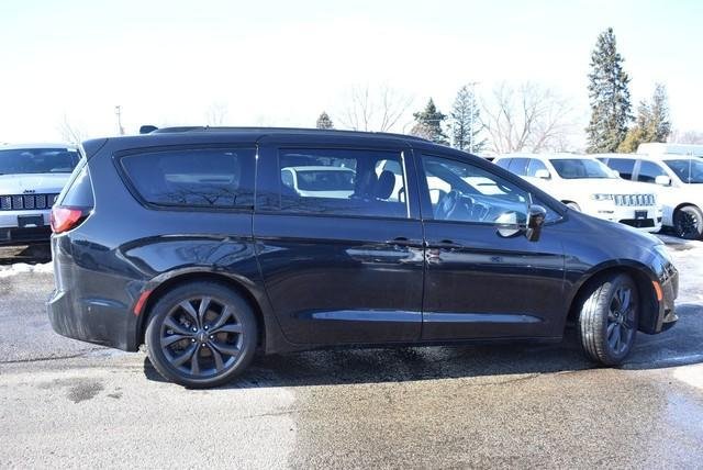 2018 Chrysler Pacifica in Woodstock, Illinois, United States 2 - 10765681