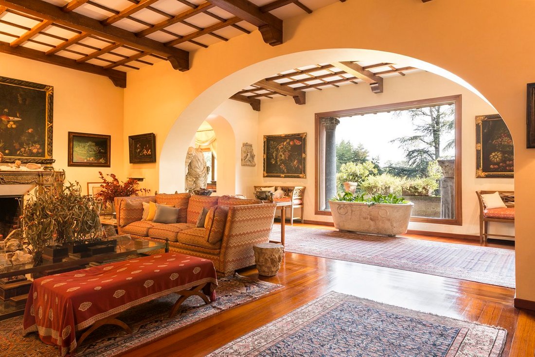 Villa in Rome, Lazio, Italy 1 - 10840957