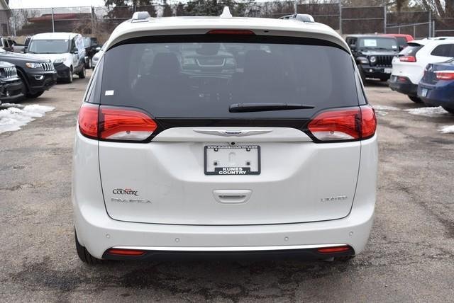 2020 Chrysler Pacifica in Woodstock, Illinois, United States 3 - 10796012