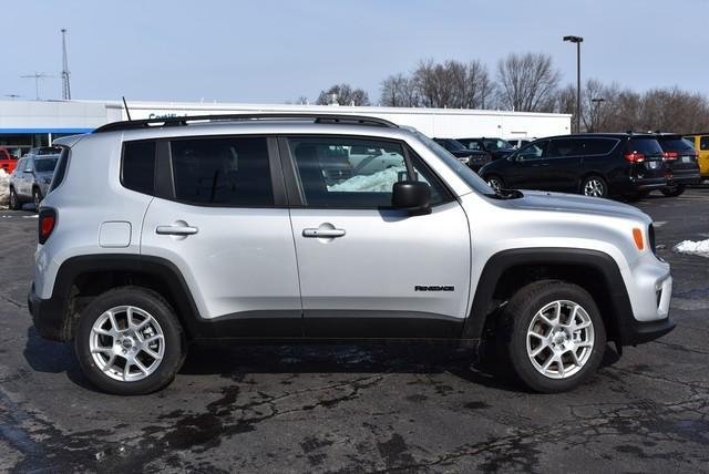 2020 Jeep Renegade in Woodstock, Illinois, United States 2 - 10798324