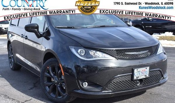 2020 Chrysler Pacifica (10796663)
