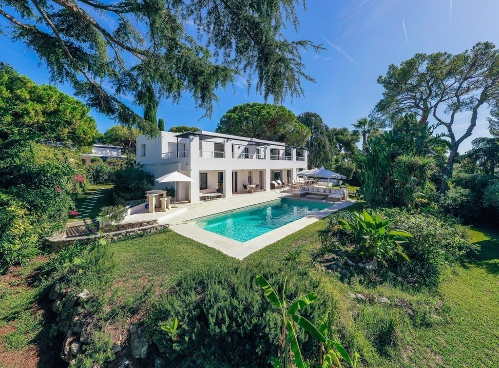 Villa in Villefranche-sur-Mer, Provence-Alpes-Côte d'Azur, France 2 - 10843380