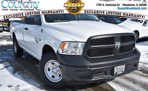 2019 Ram 1500 Classic in Woodstock, IL, United States 1