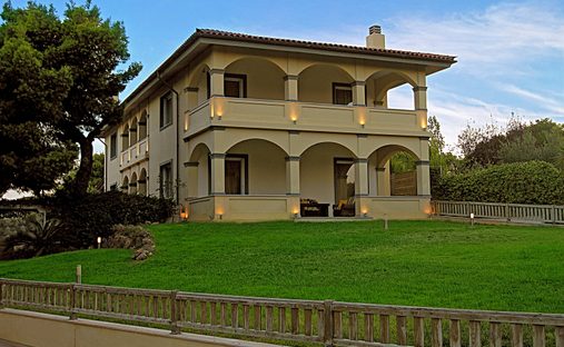 Villa in Rafina, Decentralized Administration of Attica, Greece 1