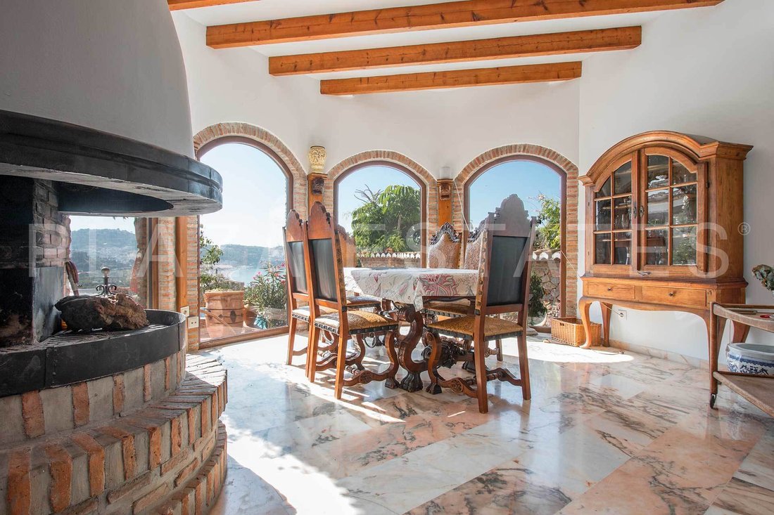 Villa With Spectacular Views For Sale, La In La Herradura, Andalusia