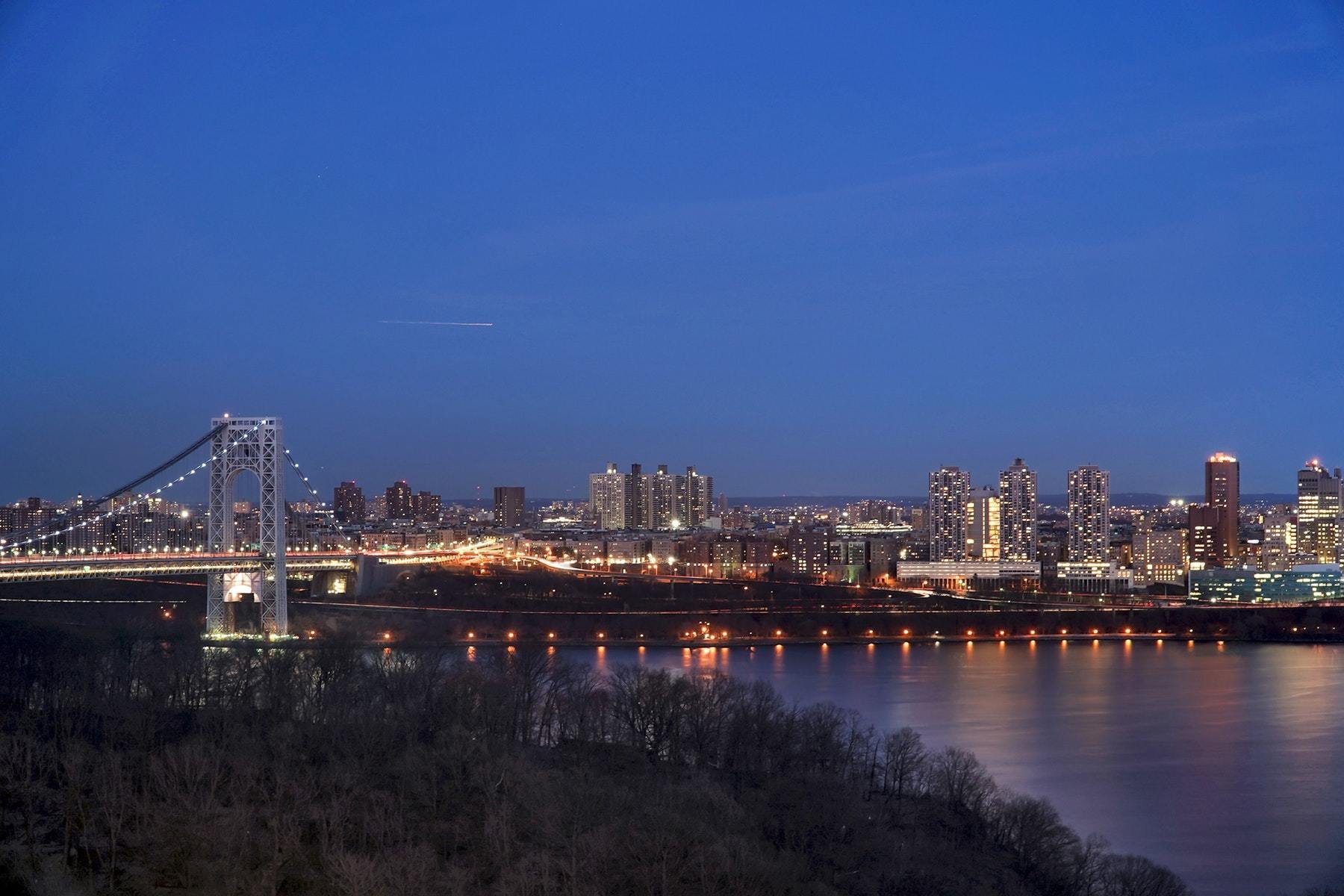 The Colony in Fort Lee, NJ, United States for sale (10863046)