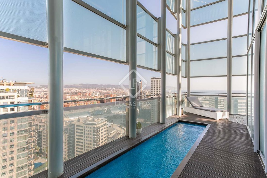 Barcelona Penthouse In Barcelona, Spain For Sale (10869058)