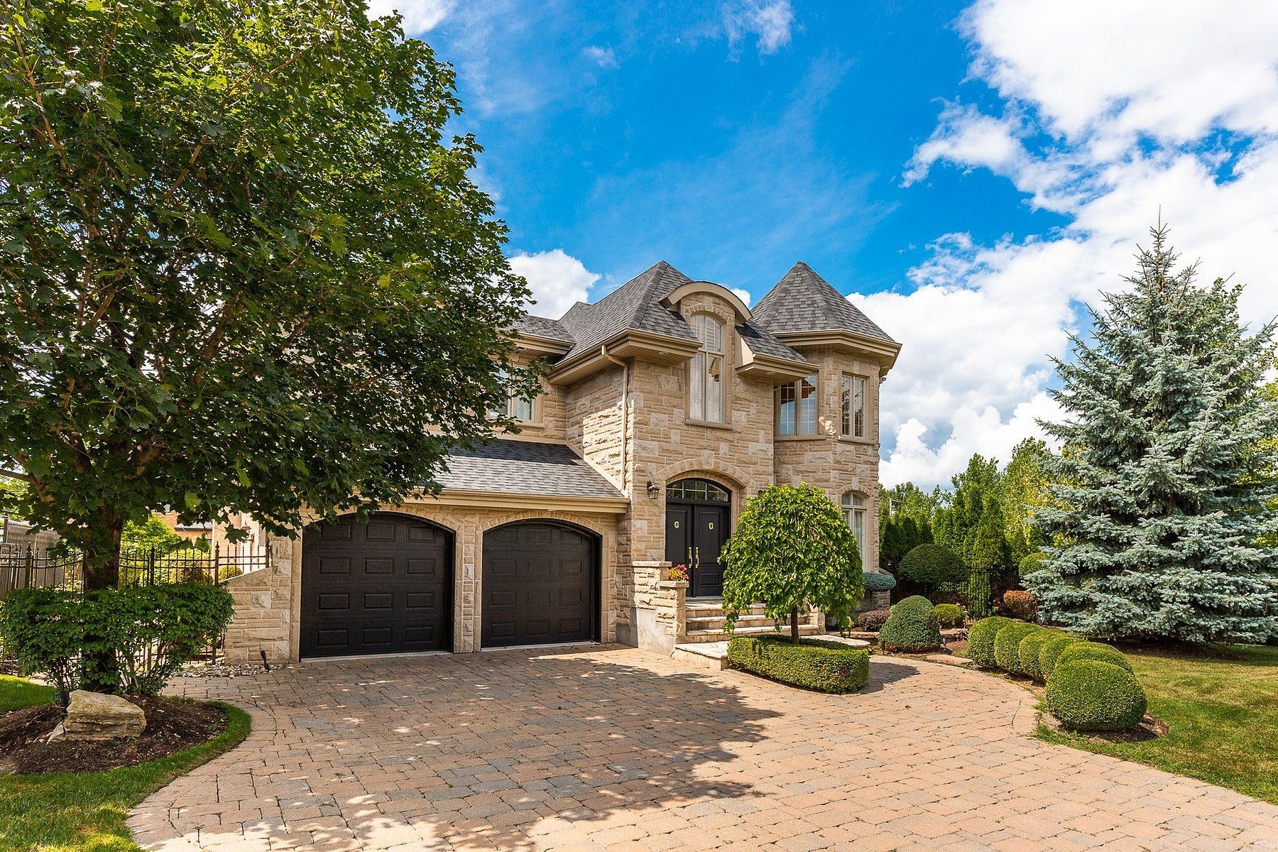 Beaconsfield, Montréal in Beaconsfield, Canada for sale (10875451)