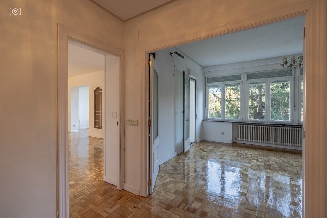 Madrid Flat In Chamberí, Community Of Madrid, Spain For Sale (10691009)